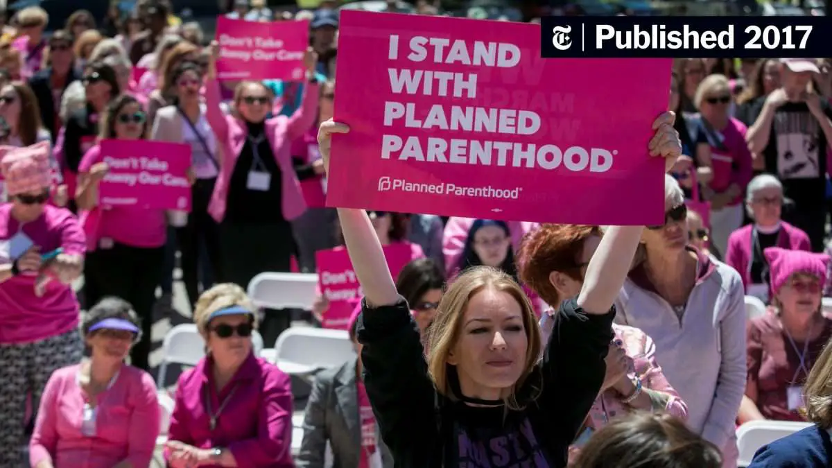 Texas Seeks Medicaid Money It Gave Up Over Planned Parenthood Ban